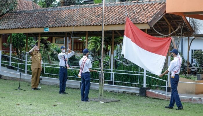 SLBN A Citeureup Kota Cimahi Upacara Bendera