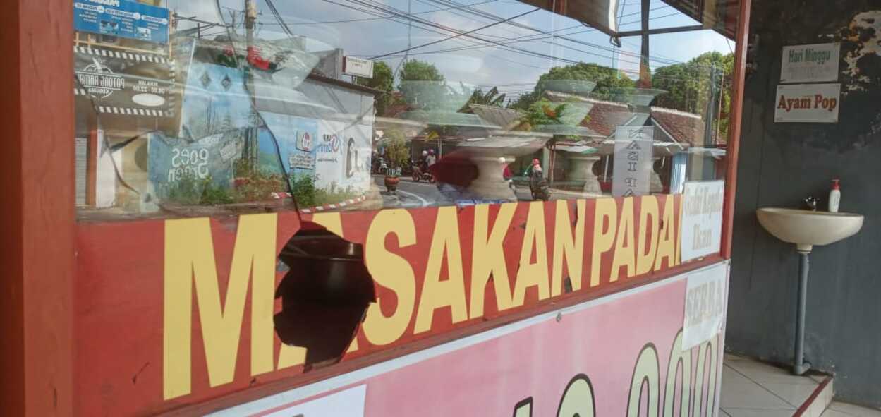 Usai Bentrok Dunia Persilatan, Warga Kembali Normal