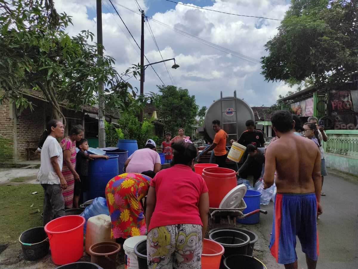 Warga di Magetan Jatim Krisis Air Bersih