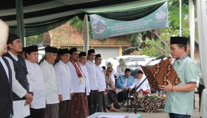 Bupati Bandung Kukuhkan DKM Masjid Besar Majalaya