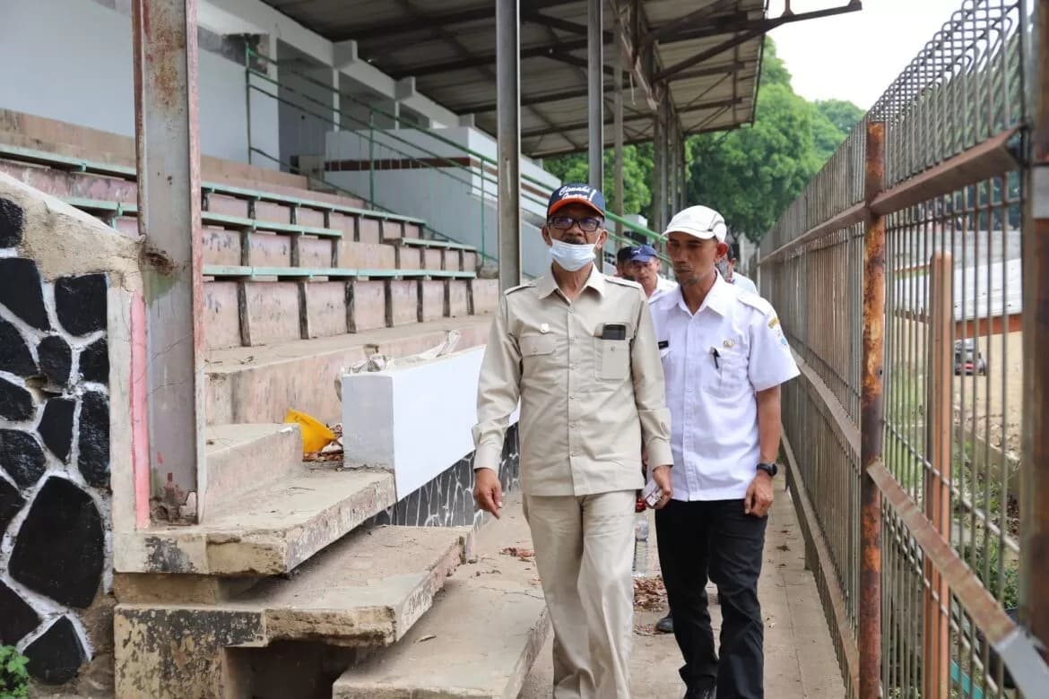 Komisi 3 DPRD Kota Cimahi Tinjau Stadion Sangkuriang
