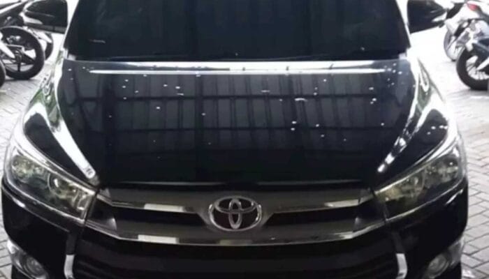 Mobil Dinas Kepala DLH Kab Madiun Diduga Tabrak Lari