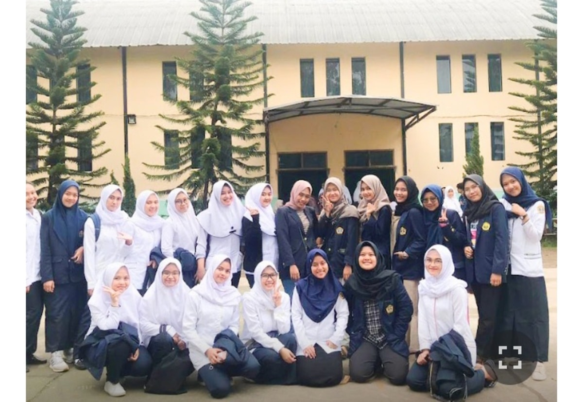 SMAN 1 Ciparay Berwawasan Lingkungan yang Sarat Prestasi