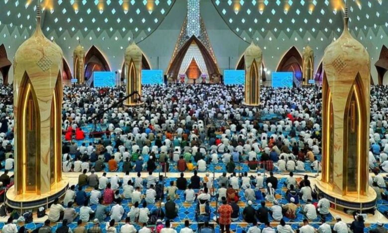 1 Ramadan Masjid Raya Al Jabbar Dibuka Kembali