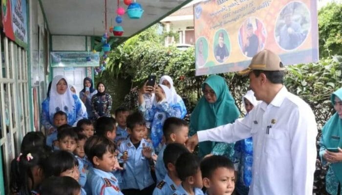 Ade Suryaman Evaluasi Pelaksanaan Kab/Kota Sehat