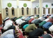 Dadang Supriatna Tarling Kedua di Mesjid Al-Munawwaroh
