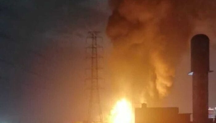 Depo Pertamina Plumpang Tanjung Priok Terbakar Hebat