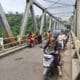Jembatan Citarum Lama Masih Eksis untuk Ngabuburit