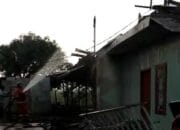 Rumah 2 Lantai Beserta Kios di Cianjur Terbakar