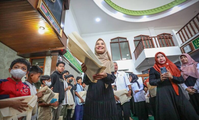 Safari Senyum Ramadan Menyapa Warga di Masjid Nurul Iman