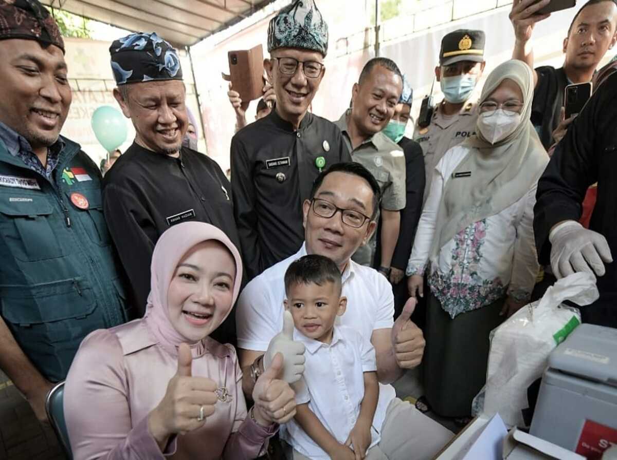 Arkana Aidan Misbach ke Posyandu untuk Imunisasi Polio