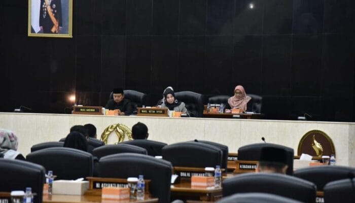 DPRD Jawa Barat Menutup Masa Sidang II 2022/2023