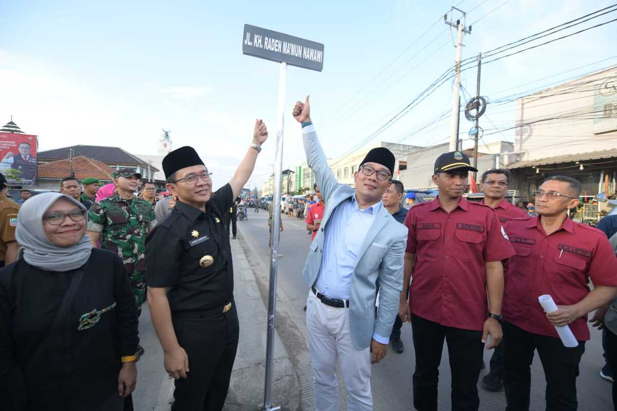 Emil Resmikan Jalan KH. R. Ma'mun Nawawi