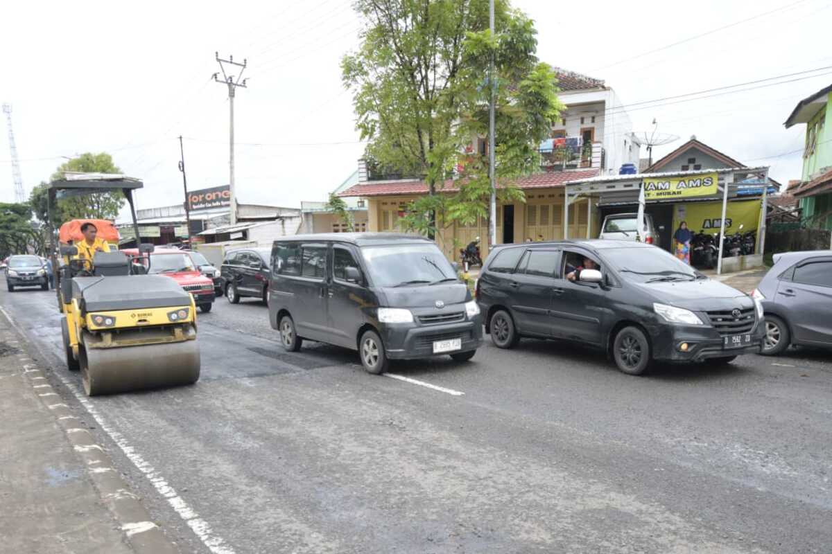 Jalan Jalur Lingkar Selatan Kota Sukabumi Diperbaiki