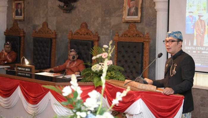Ridwan Kamil Acungi Jempol Kemajuan Kota Sukabumi