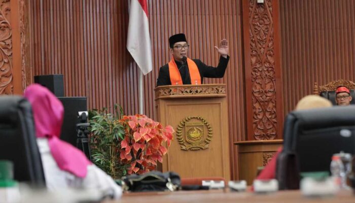 Ridwan Kamil Semangati Warga Kota Depok