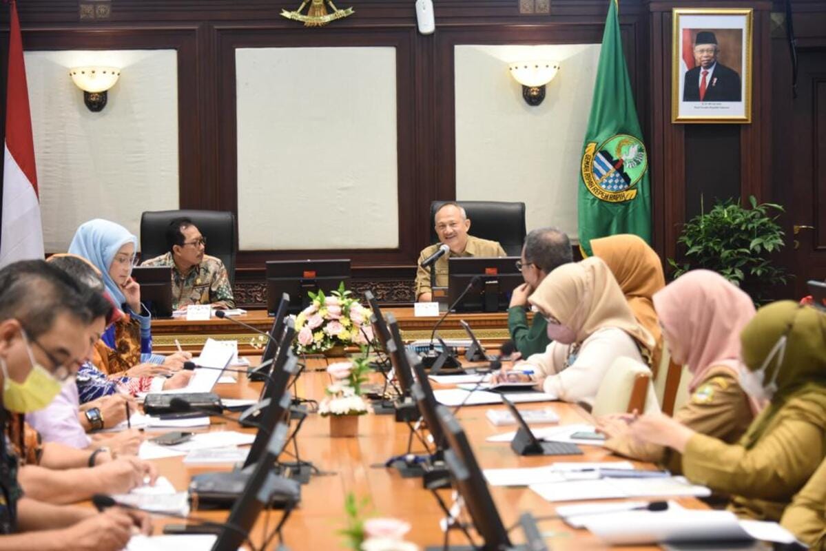 Sekda Jabar Bahas RUU Statistik Bersama Baleg DPR RI