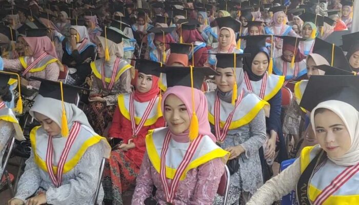 539 Pelajar SMKN 1 Bojongpicung Cianjur Gelar Kelulusan