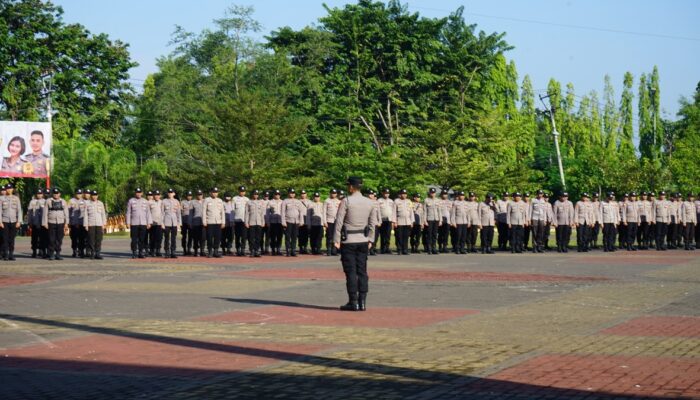 555 Polisi RW di Kabupaten Sukabumi Disebar