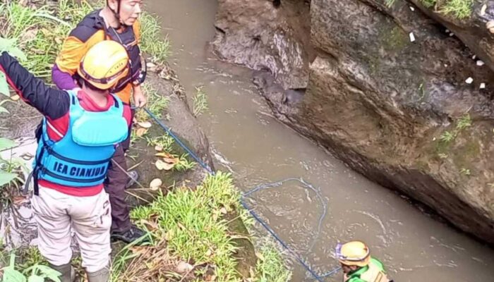 Tim SAR Cianjur Belum Temukan Bocah Terseret Sungai