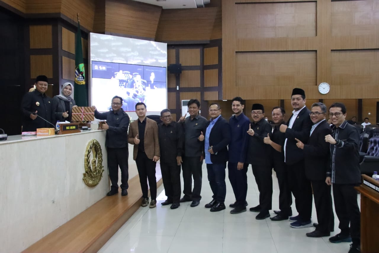 DPRD Jawa Barat Gelar Paripurna dengan 3 Agenda