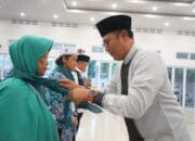 Fahmi Lepas 256 Calon Jemaah Haji Kota Sukabumi