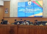 Paripurna DPRD Kota Cimahi, Dikdik Sampaikan APBD 2022