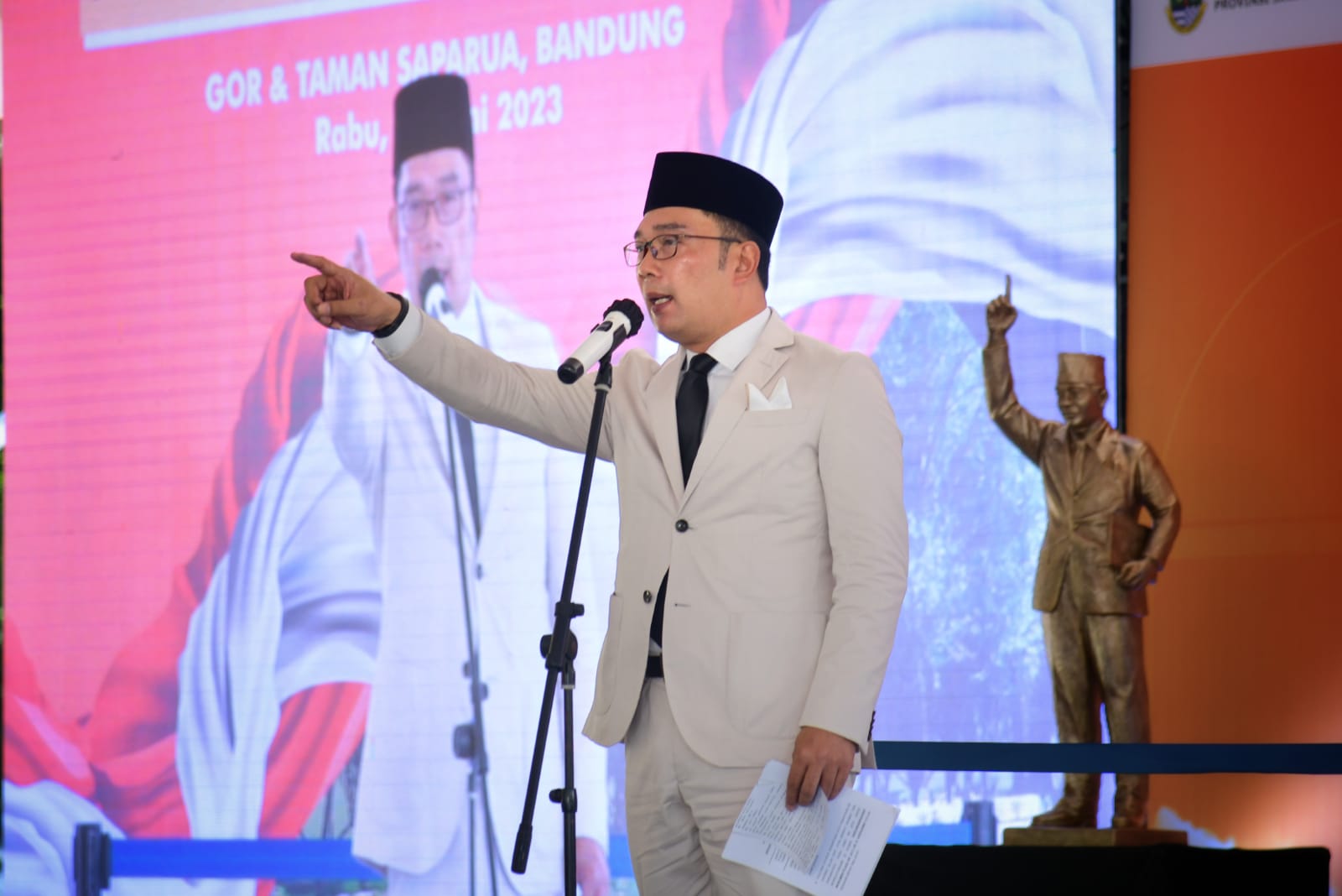 Pembangunan Plaza Monumen Sukarno Disambut Bahagia