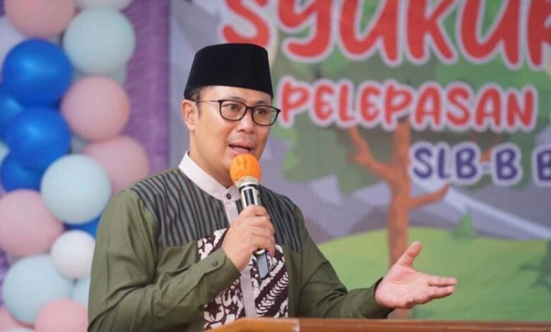 Pesan Fahmi untuk Lulusan SLB B Budi Nurani: Raihlah Prestasi