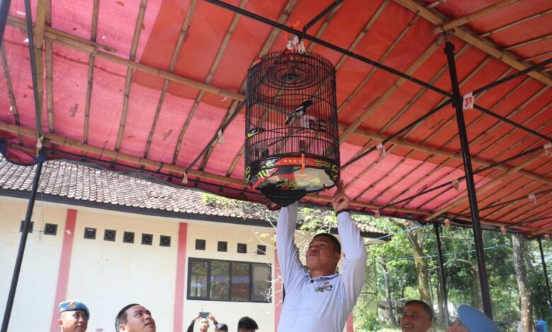 Polres Sukabumi Gelar Kompetisi Burung Berkicau