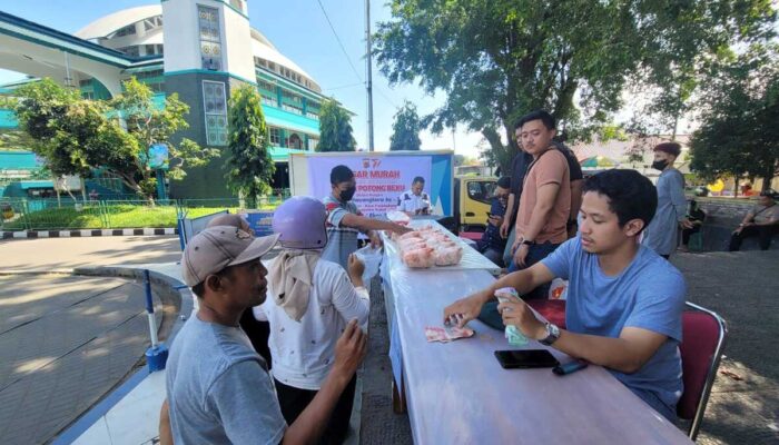 Polres Sukabumi Sediakan 2 Ton Ayam Beku Murah