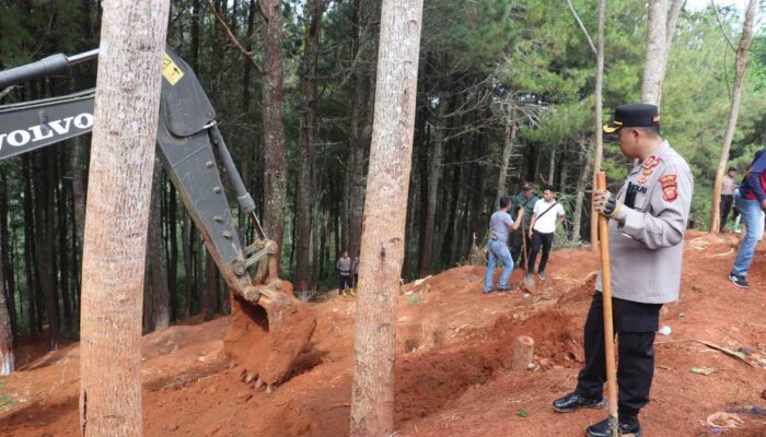 Ratusan Lubang Tambang Emas Ilegal di Sukabumi Ditutup!