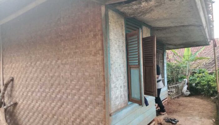 Ratusan Rumah di Cinengah KBB Belum Memiliki KWH