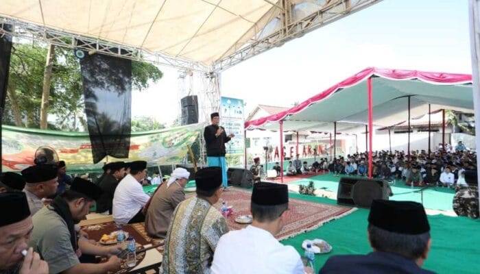 Ridwan Kamil Hadiri Haul Emas Ke-50 Mama Pagelaran