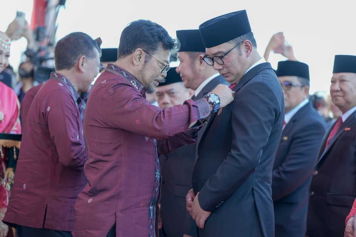 Ridwan Kamil Mendapatkan Satyalencana Wira Karya