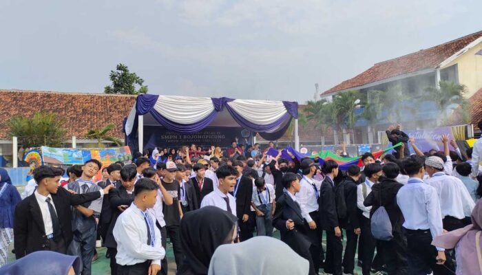 Siswa SMPN 1 Ciranjang & Bojongpicung Cianjur Diwisuda