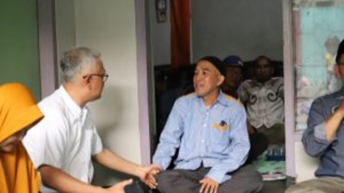Achmad Zulkarnain Silaturahmi dengan Warga Utama Cimahi