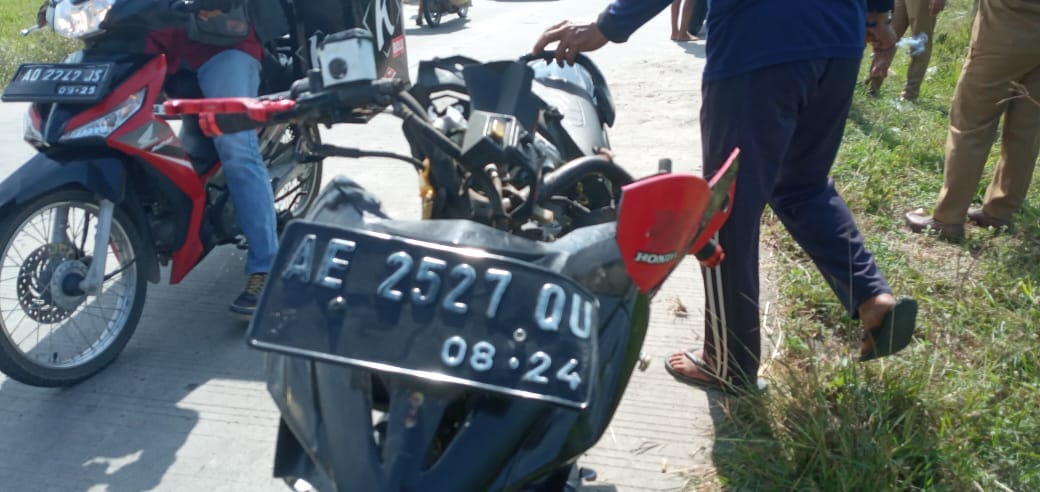 Bocil Naik Motor Ngebut Lantas Nambrak Tiang Listrik