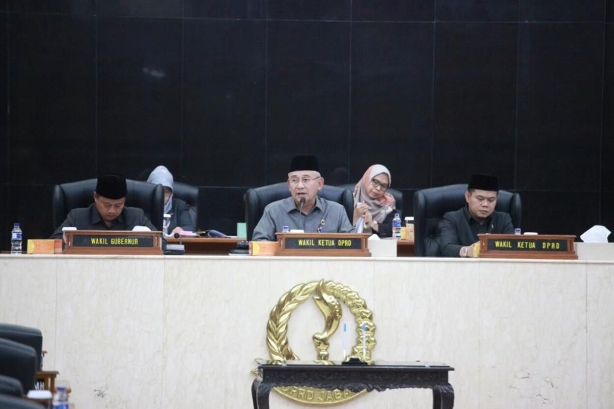 DPRD Jawa Barat Rapat Paripurna Sepakati 2 Hal Ini