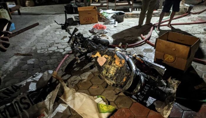 Kandang Ternak Kambing di Ponorogo Ludes Terbakar