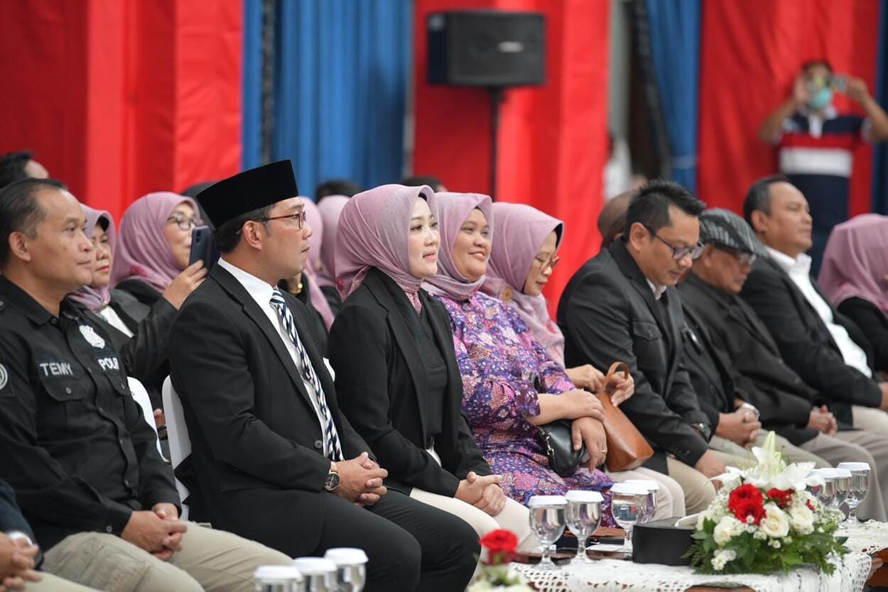 Ridwan Kamil Melantik ISKI Jawa Barat