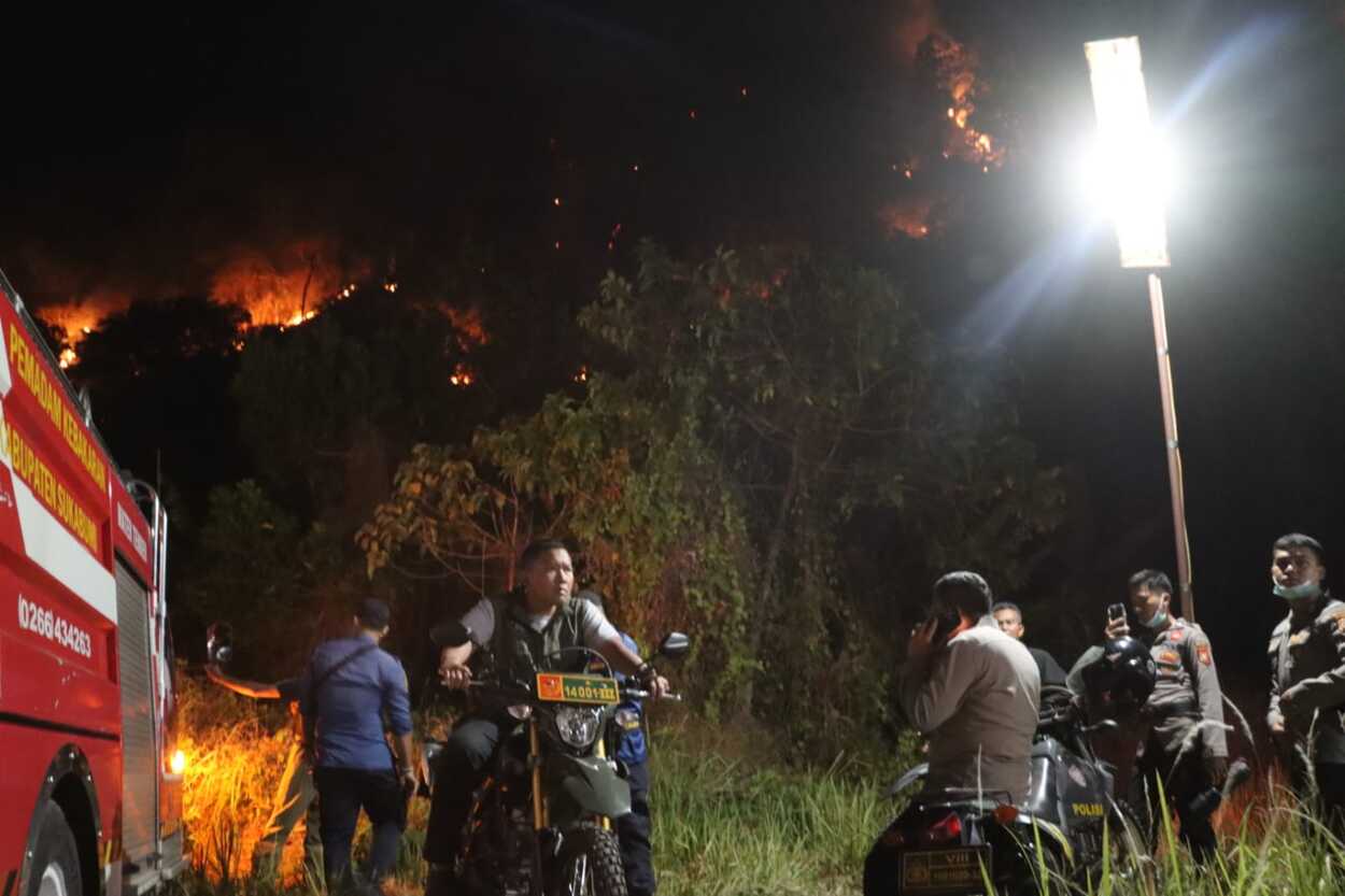 Gunung Jayanti Kebakaran, Polres Sukabumi Bergerak