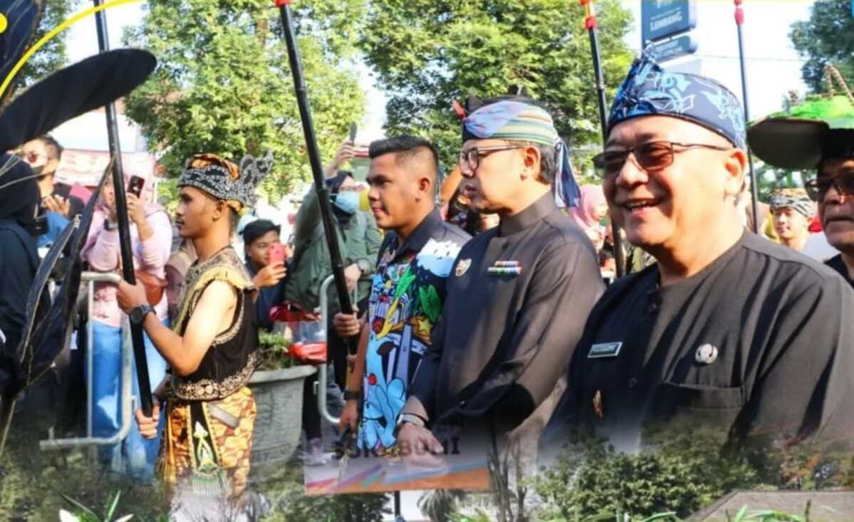 Surup Kidang Turun Kungkang Andalan Karnaval Sukabumi
