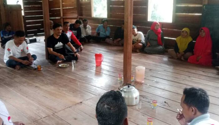 Forkopimcam Cipatat KBB Sambangi Kampung Terpencil, Ini Kata Warga