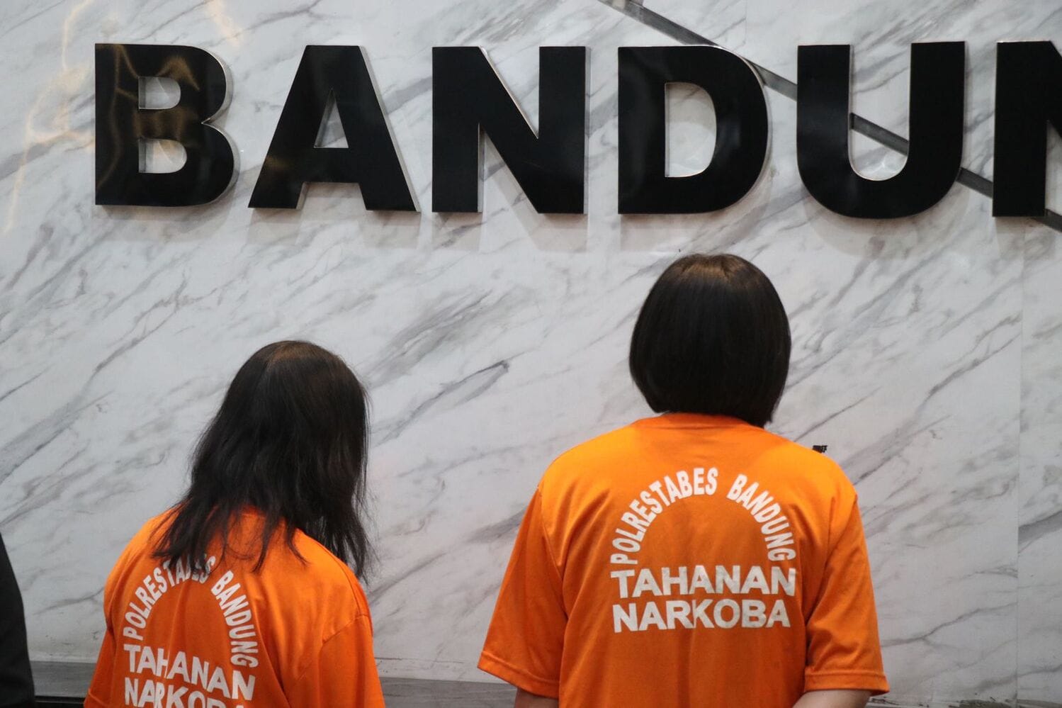 Ibu dan Anak di Kota Bandung Jadi Bandar Ekstasi & Sabu