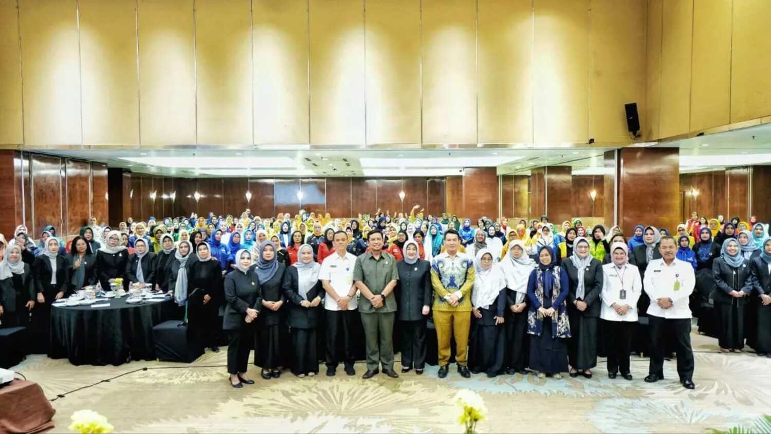 Ketua DPRD Kota Bandung Dorong Perempuan Berpolitik