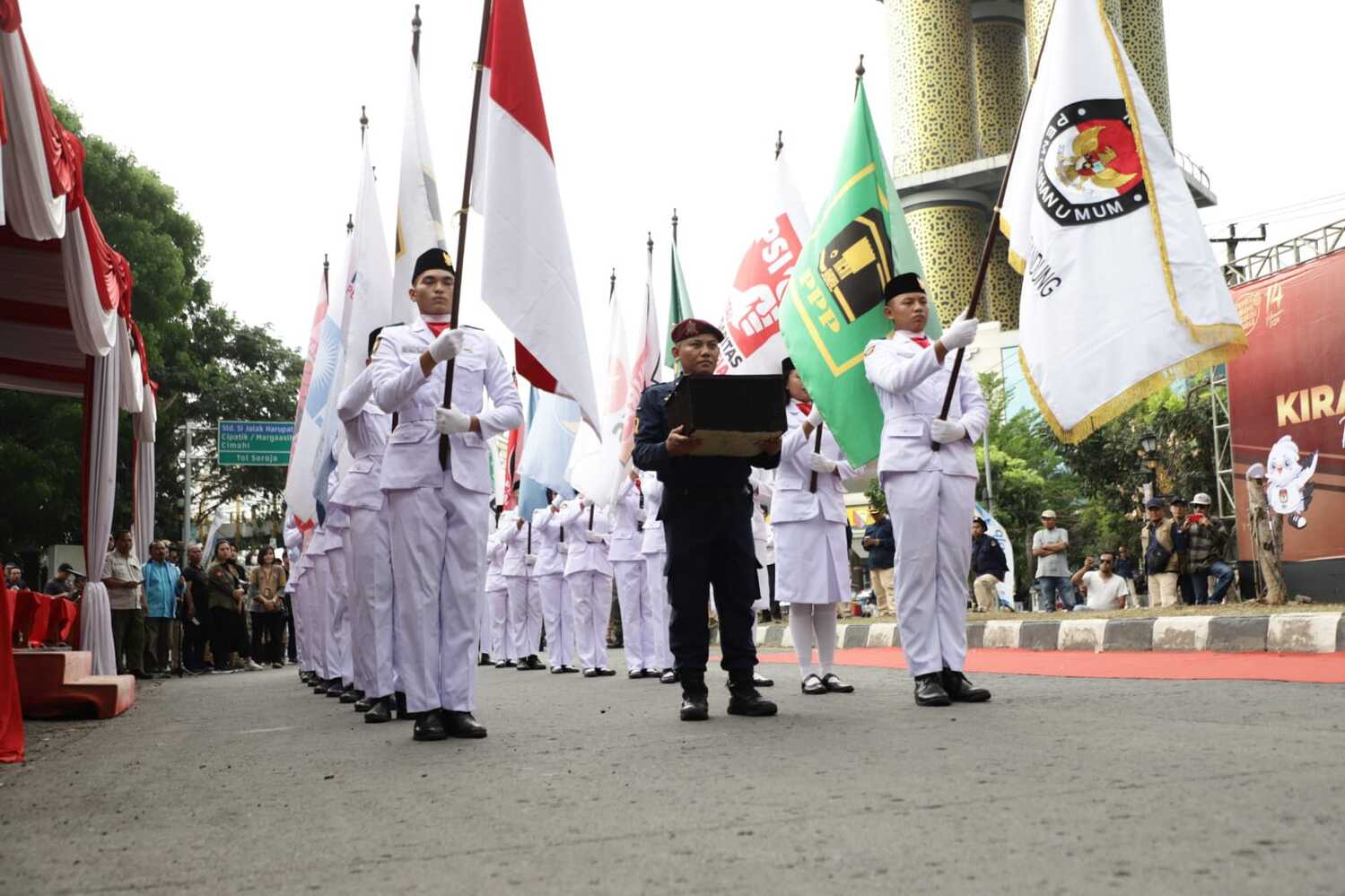 Kirab Pemilu 2024 di Kab Bandung Upaya Sosialisasi Warga