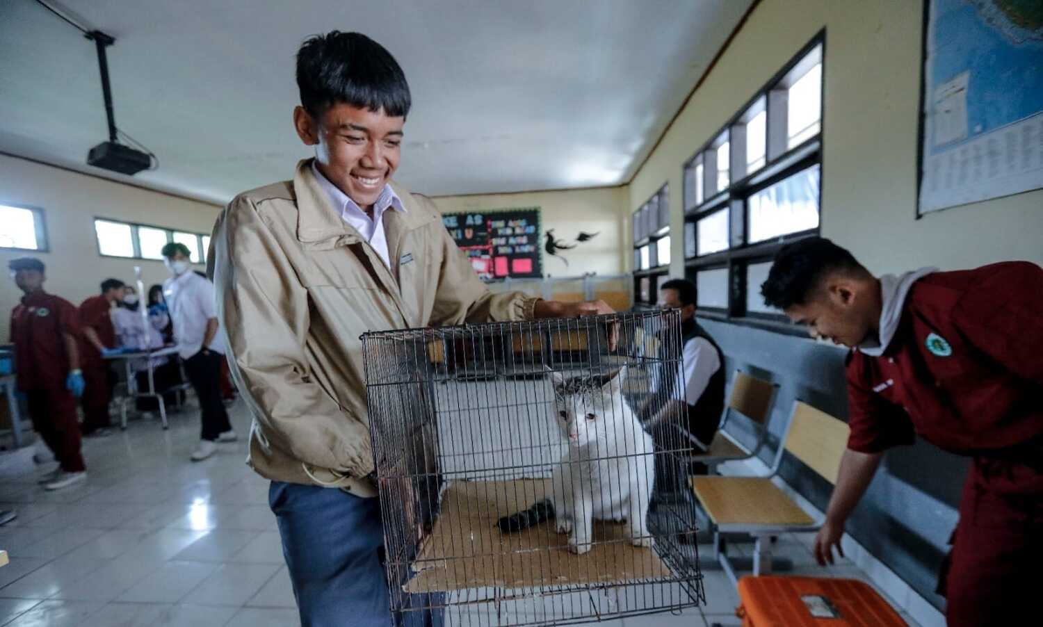 SMK Peternakan Negeri Lembang Kenalkan Sekolah