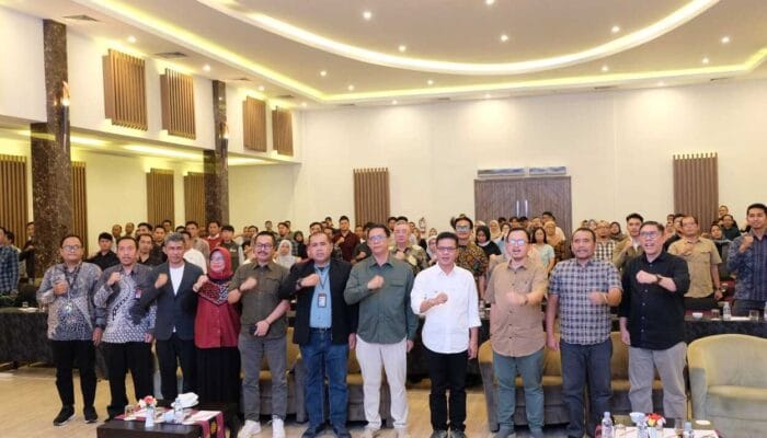 Bupati Bandung Dorong Penggunaan Produk Lokal