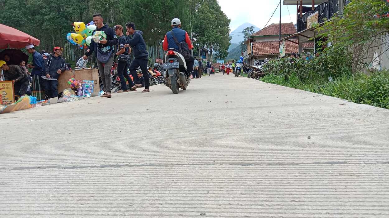 Jalan Tangsijaya Gununghalu KBB Rampung, Warga Senang